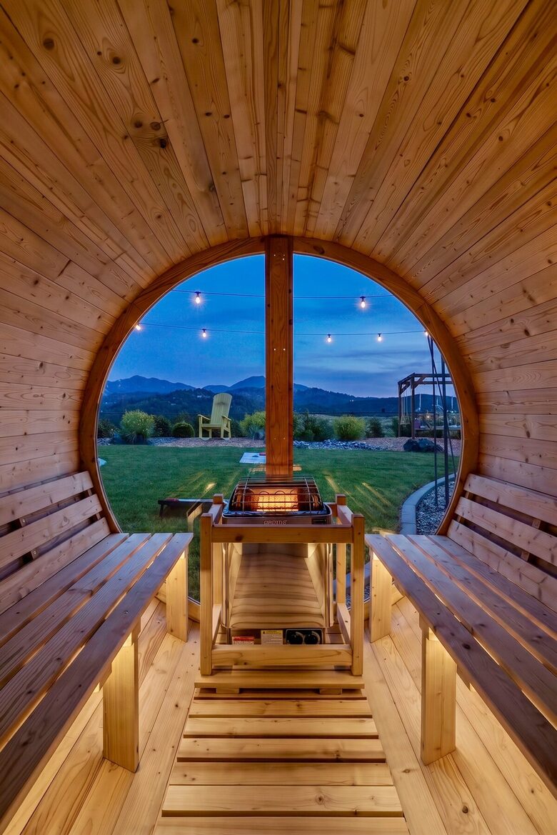 Redding Retreat with Mount Shasta Views, Pool and Sauna - Redding, California