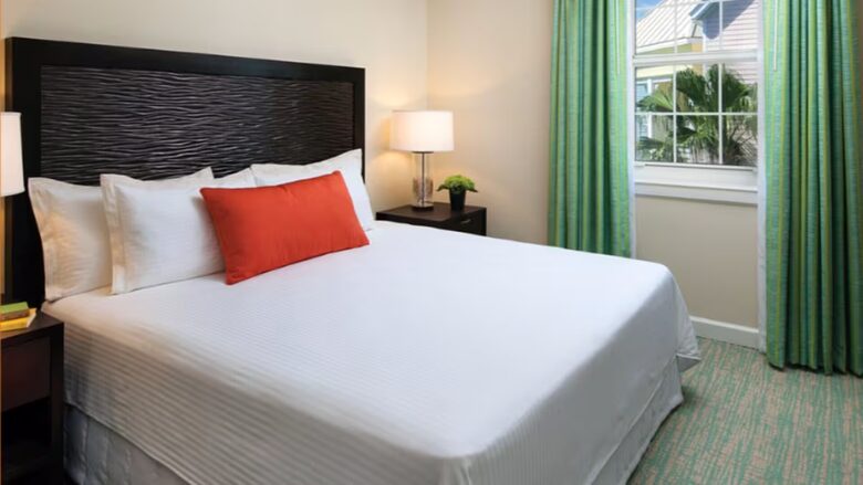 Paradise Island Retreat at Harborside - Paradise Island, Bahamas
