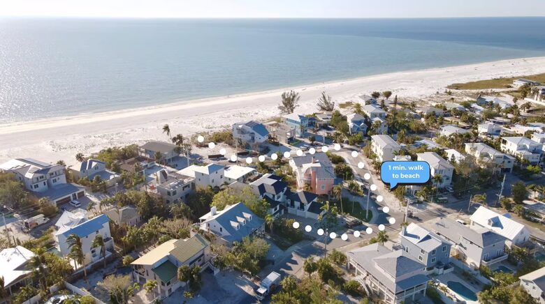 Grand Anna Maria Escape Moments from the Beach - Anna Maria, Florida