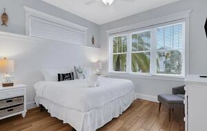 Holmes Beach Haven | Piscine et spa dignes d'un complexe hôtelier - Holmes Beach, Floride
