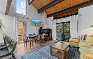 Kings Beach Retreat with Seasonal Pool and Forest Setting - Kings Beach, California