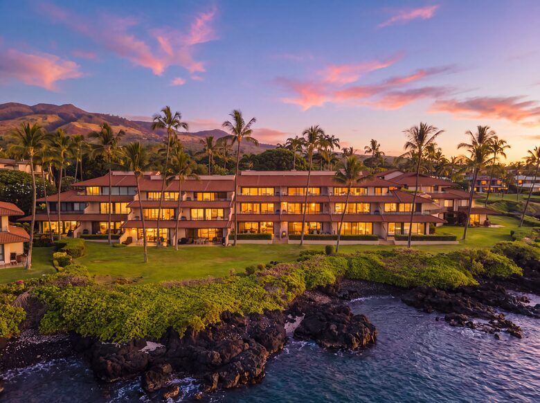 Makena Surf Oceanfront Residence with Private Lanai - Kihei, Hawaii