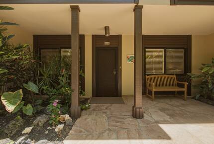 Makena Surf Oceanfront Residence with Private Lanai - Kihei, Hawaii