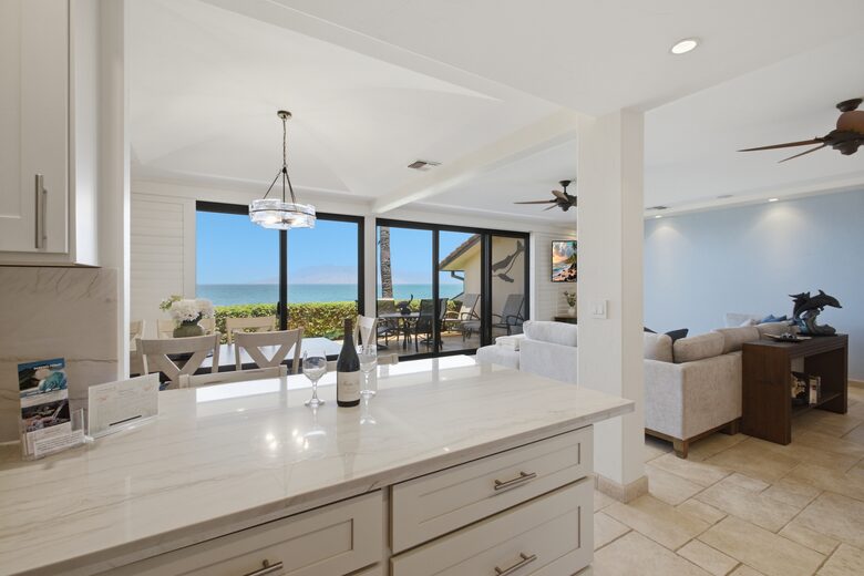 Makena Surf Oceanfront Residence with Private Lanai - Kihei, Hawaii
