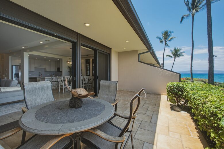 Makena Surf Oceanfront Residence with Private Lanai - Kihei, Hawaii