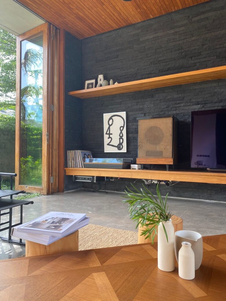 Canggu Design Residence with 20-Metre Pool and Tropical Gardens - canggu, Indonesia