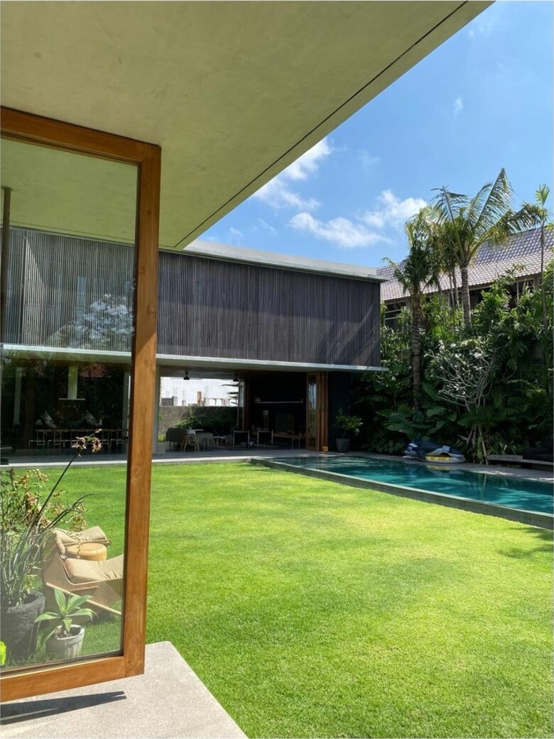 Canggu Design Residence with 20-Metre Pool and Tropical Gardens - canggu, Indonesia
