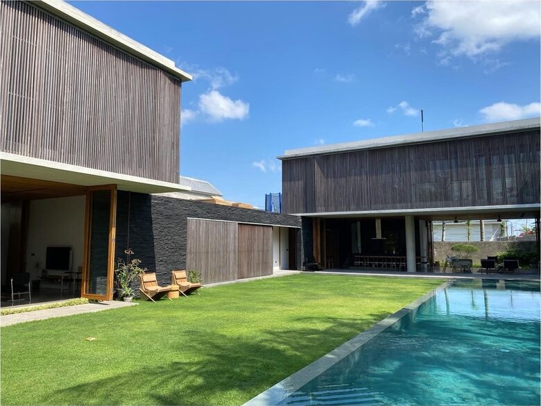 Canggu Design Residence with 20-Metre Pool and Tropical Gardens - canggu, Indonesia