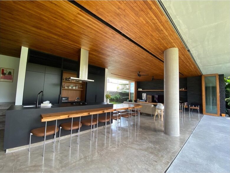 Canggu Design Residence with 20-Metre Pool and Tropical Gardens - canggu, Indonesia
