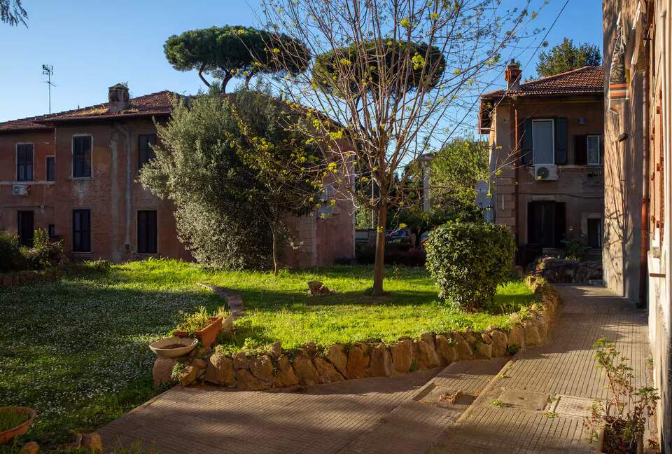 Park View Apartment in Historic Garbatella - Rome, Italy