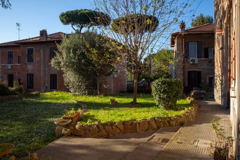 Park View Apartment in Historic Garbatella - Rome, Italy