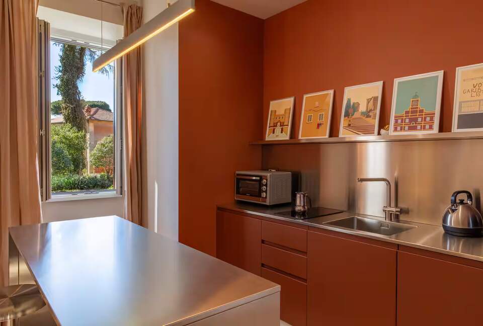 Park View Apartment in Historic Garbatella - Rome, Italy