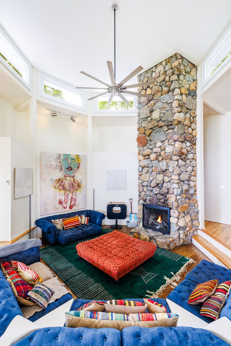Secluded Long Island Sound Estate with Private Beach Path - Riverhead, New York