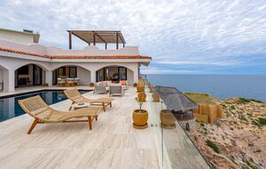 Casa Mantarraya | Modern Off-Grid Sanctuary Above the Sea of Cortez - Puerto Mexia, Mexico