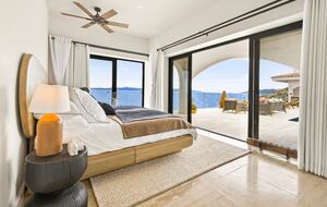 Casa Mantarraya | Modern Off-Grid Sanctuary Above the Sea of Cortez - Puerto Mexia, Mexico