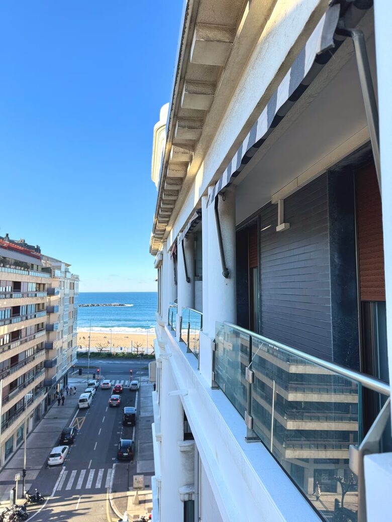 San Sebastián City and Sea Apartment - San Sebastián, Spain