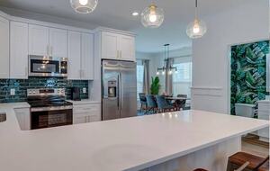 Modern Wilmington Retreat in the Brooklyn Arts District - Wilmington, North Carolina