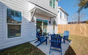 Modern Wilmington Retreat in the Brooklyn Arts District - Wilmington, North Carolina
