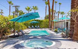Palm Springs Mid-Century Retreat with Private Pool and Mountain Views - Palm Springs, California
