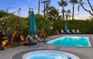 Palm Springs Mid-Century Retreat with Private Pool and Mountain Views - Palm Springs, California