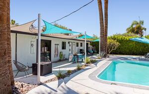 Palm Springs Mid-Century Retreat with Private Pool and Mountain Views - Palm Springs, California