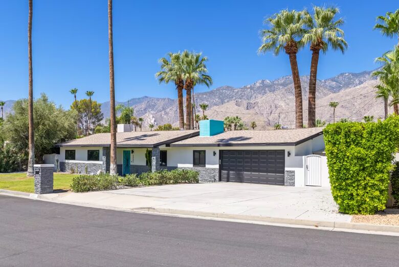 Palm Springs Mid-Century Retreat with Private Pool and Mountain Views - Palm Springs, California