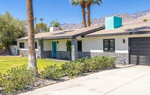 Palm Springs Mid-Century Retreat with Private Pool and Mountain Views - Palm Springs, California
