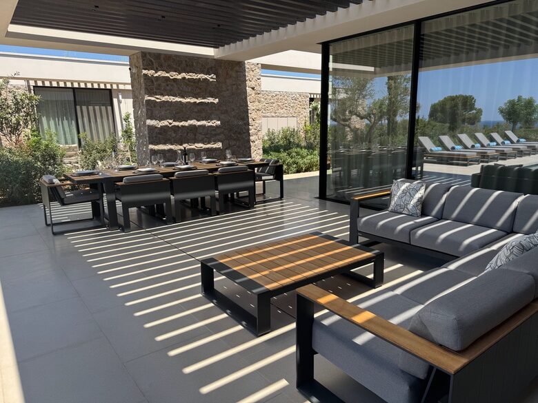 Villa with Private Pool and Sea Views - Pylos, Greece
