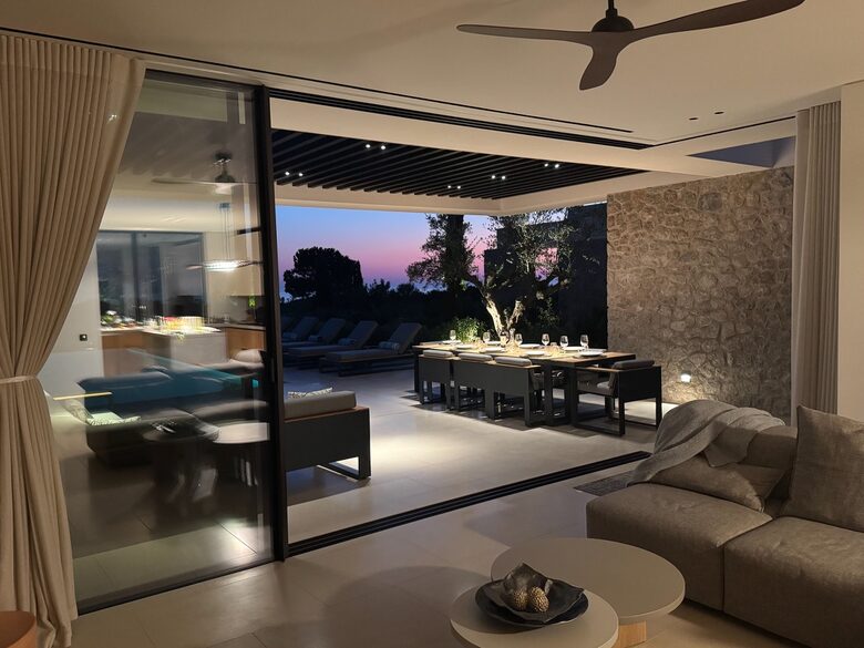 Villa with Private Pool and Sea Views - Pylos, Greece