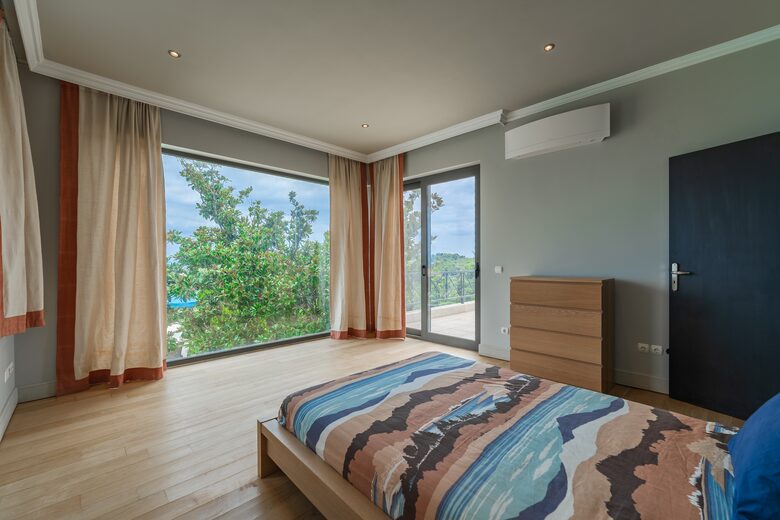 Garden and Pool Villa in East Attica - Agii Apostoli, Greece