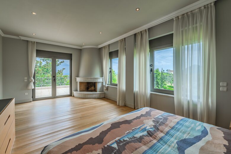 Garden and Pool Villa in East Attica - Agii Apostoli, Greece