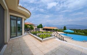 Villa con giardino e piscina nell'Attica orientale - Agii Apostoli, Grecia