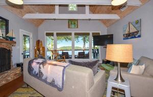 Waterfront Getaway with Private Dock on Lake Martin - Dadeville, Alabama
