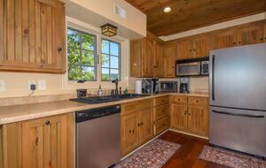 Waterfront Getaway with Private Dock on Lake Martin - Dadeville, Alabama