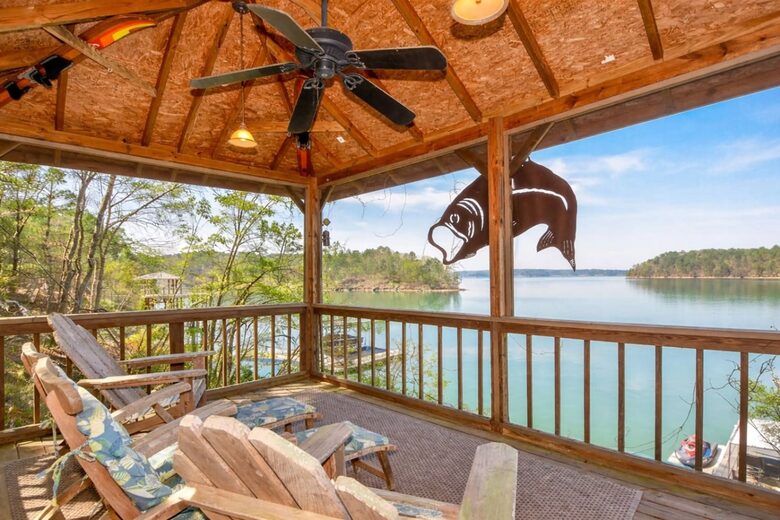 Waterfront Getaway with Private Dock on Lake Martin - Dadeville, Alabama
