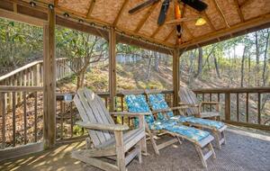 Waterfront Getaway with Private Dock on Lake Martin - Dadeville, Alabama
