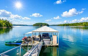 Waterfront Getaway with Private Dock on Lake Martin - Dadeville, Alabama