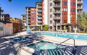 Torian Plum Getaway Steps from Gondola Square - Steamboat Springs, Colorado