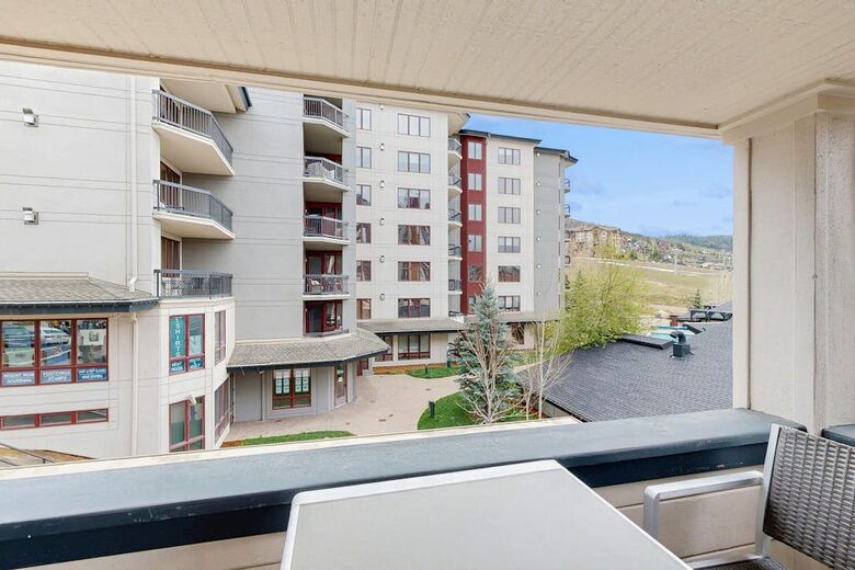 Torian Plum Getaway Steps from Gondola Square - Steamboat Springs, Colorado