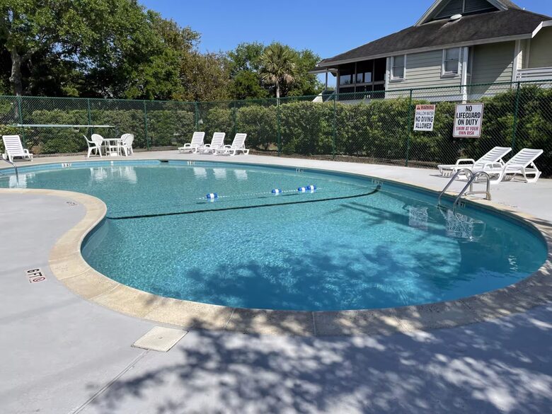 Isle of Palms Beach Retreat with Lagoon-Side Firepit - Isle of Palms, South Carolina
