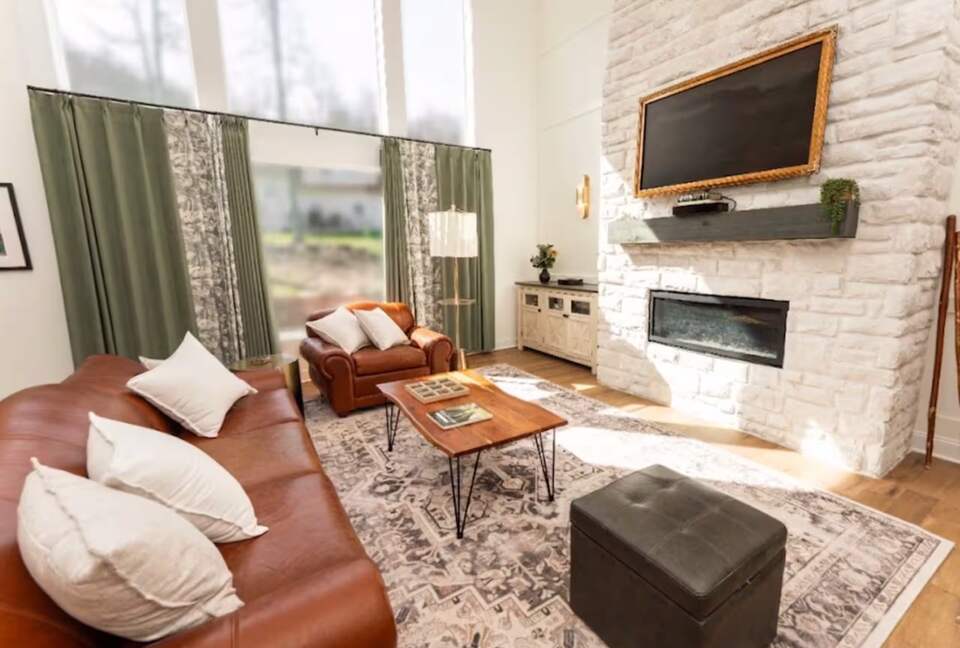Tranquil Allegheny Foothills Retreat at White’s Woods - Indiana, Pennsylvania