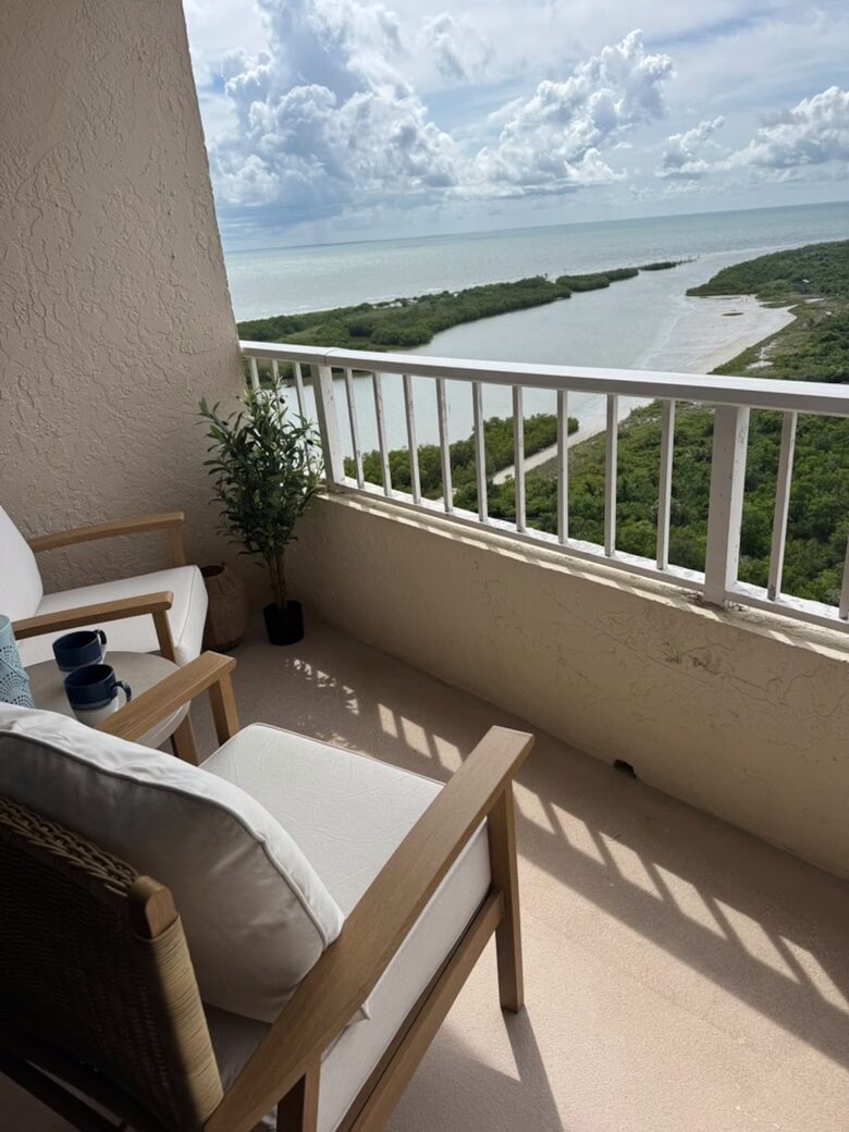 19th-Floor Beachfront Penthouse with Sweeping Gulf Views - Marco Island, Florida