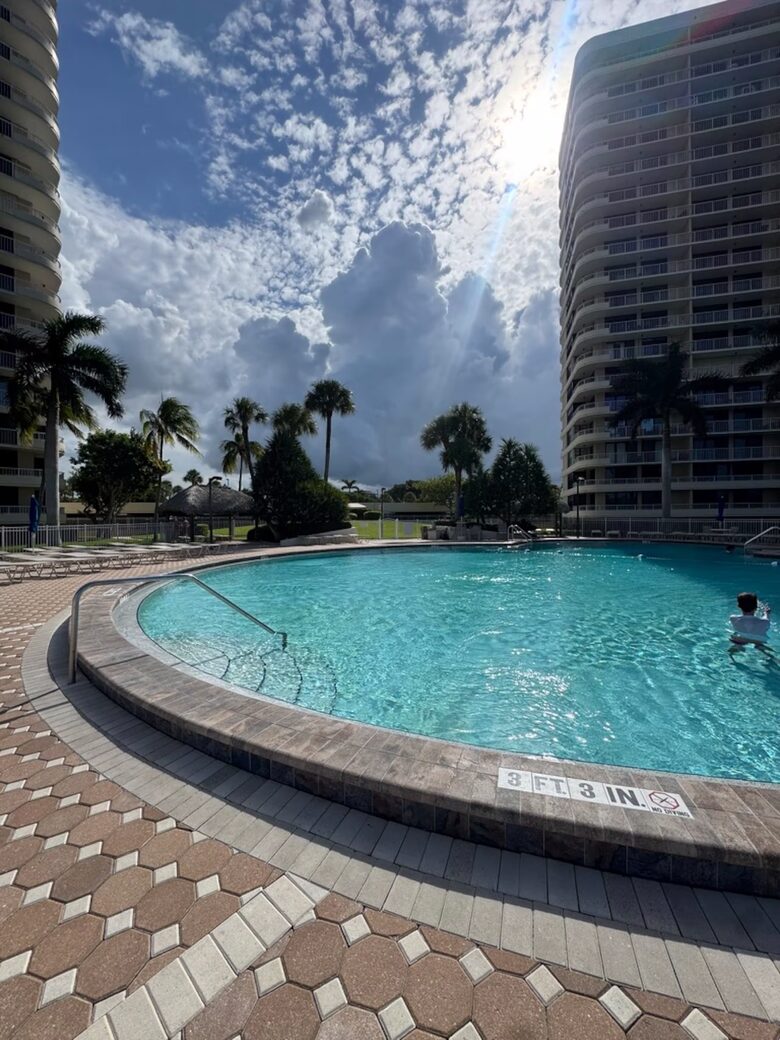 19th-Floor Beachfront Penthouse with Sweeping Gulf Views - Marco Island, Florida