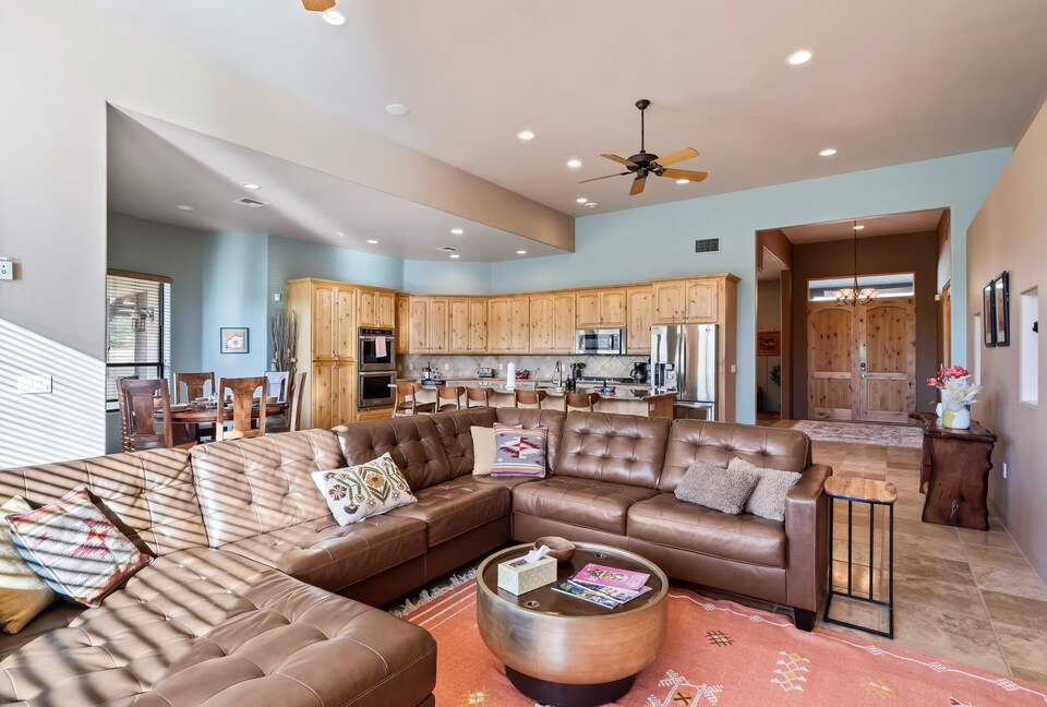 Tucson Desert Home with Private Pool and Mountain Views - Tucson, Arizona