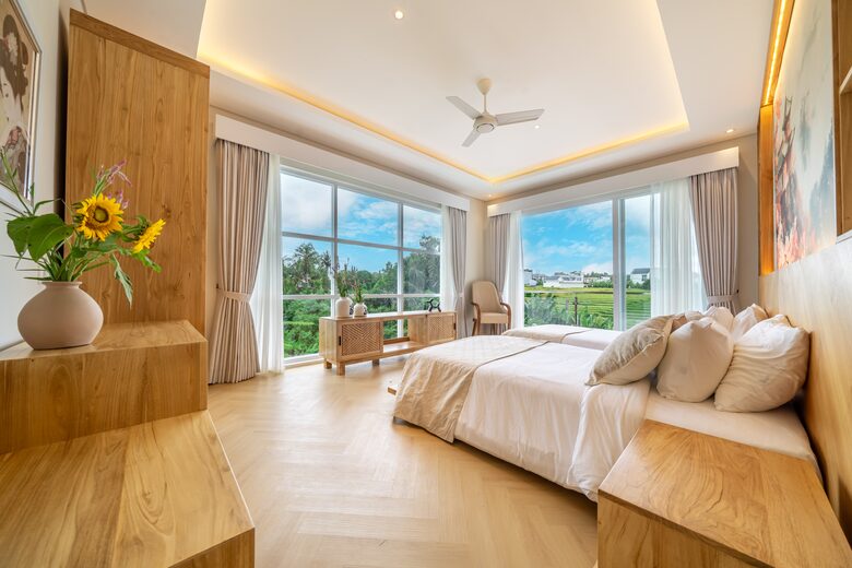 Canggu Ricefield Villa with Infinity Pool and Rooftop Lounge - Denpasar, Indonesia
