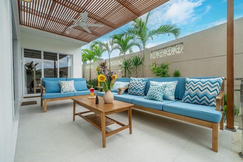Canggu Ricefield Villa with Infinity Pool and Rooftop Lounge - Denpasar, Indonesia
