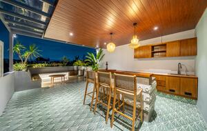 Canggu Ricefield Villa with Infinity Pool and Rooftop Lounge - Denpasar, Indonesia