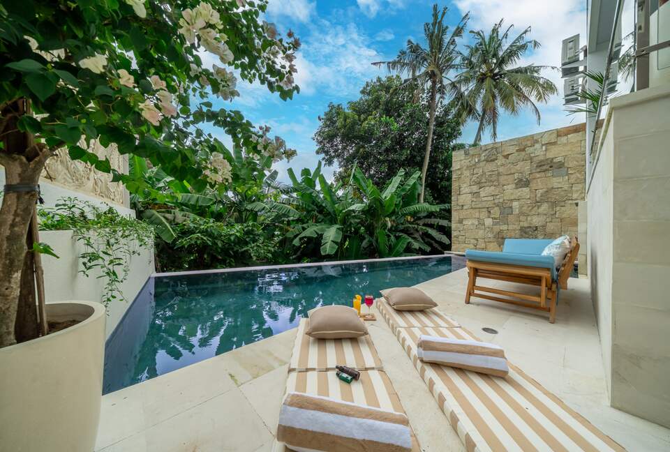 Canggu Ricefield Villa with Infinity Pool and Rooftop Lounge - Denpasar, Indonesia