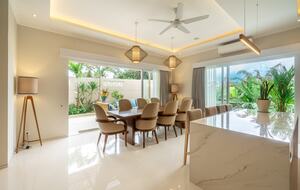 Canggu Ricefield Villa with Infinity Pool and Rooftop Lounge - Denpasar, Indonesia