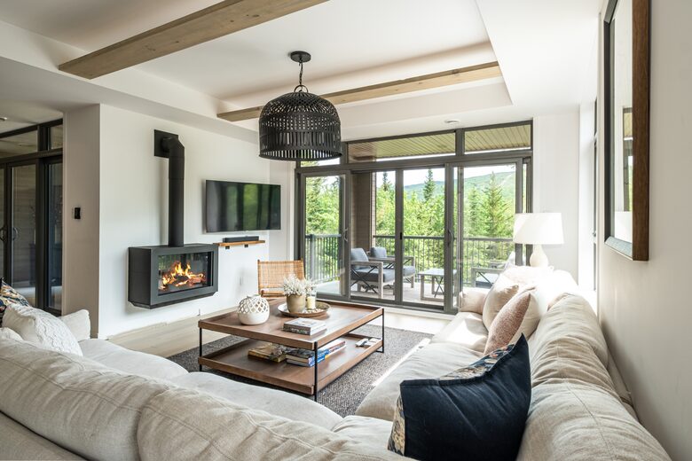 Modern Tremblant Escape with Sweeping Laurentian Views - Mont-Tremblant, Canada